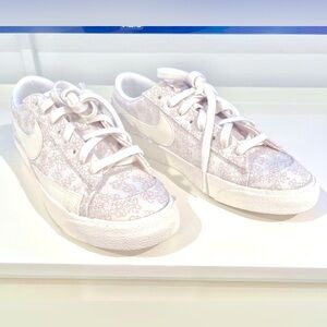 Nike Women’s Blazer 77 SE